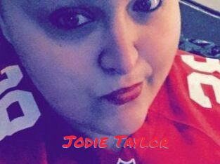 Jodie_Taylor