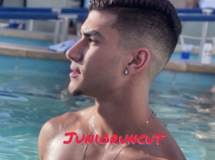 Junioruncut