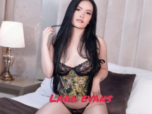 Lara_evans