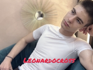 Leonardocross