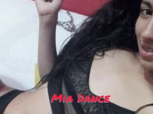 Mia_Dance